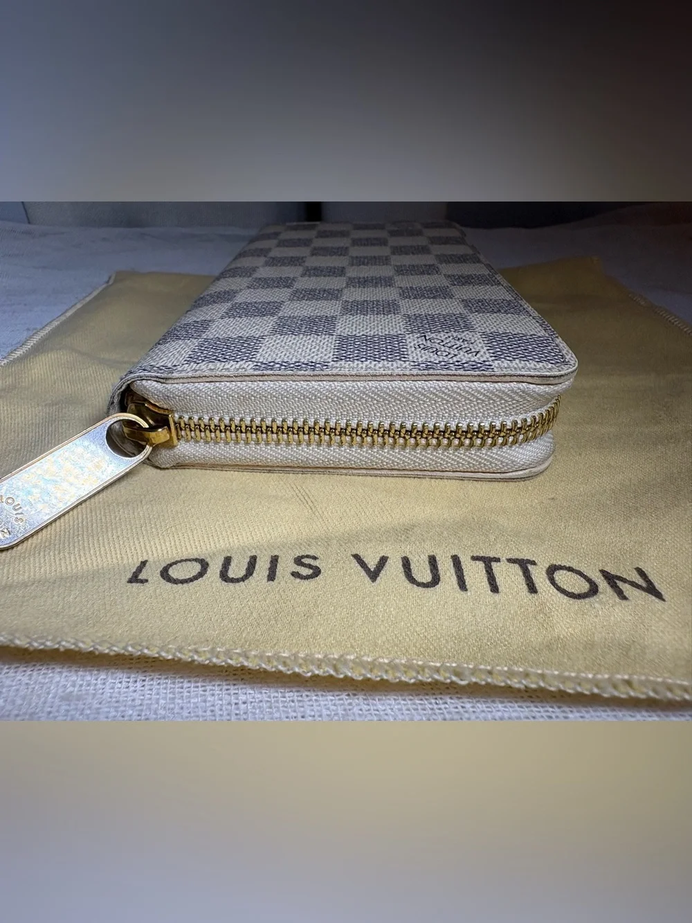 Authentic Louis Vuitton Damier Azur Zippy Wallet Full Zip Around Checkered